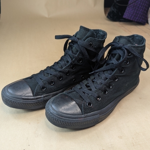 Converse All Star Chuck Taylor Triple Black High Top Sneakers Men's 8 Women's 10 - Picture 2 of 11